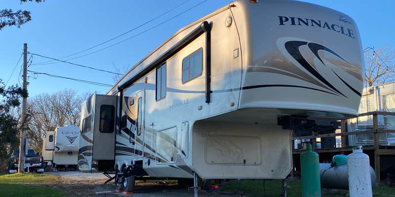 Camper submitted image from Four Star Campground