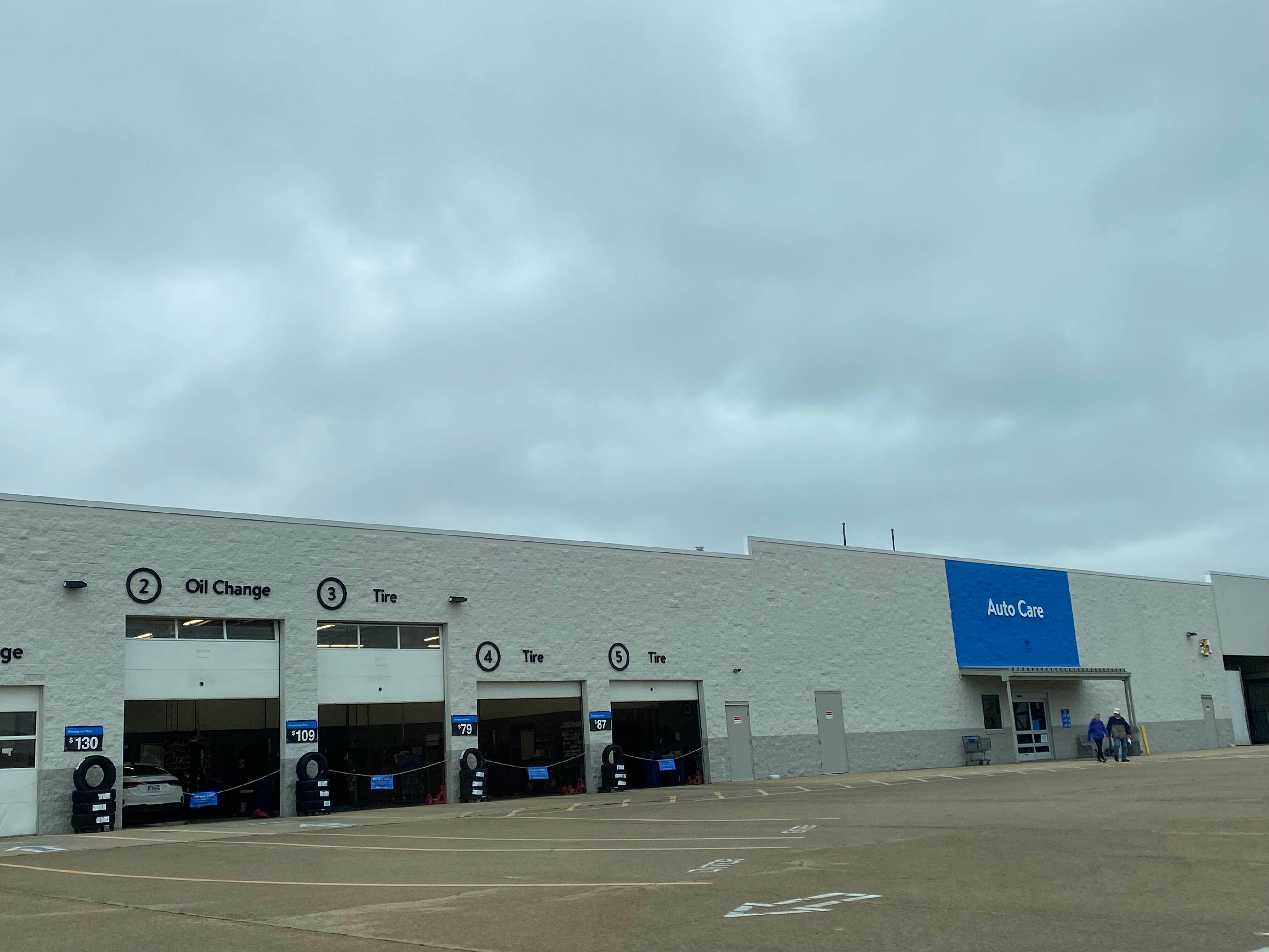 Walmart — Ottawa Supercenter