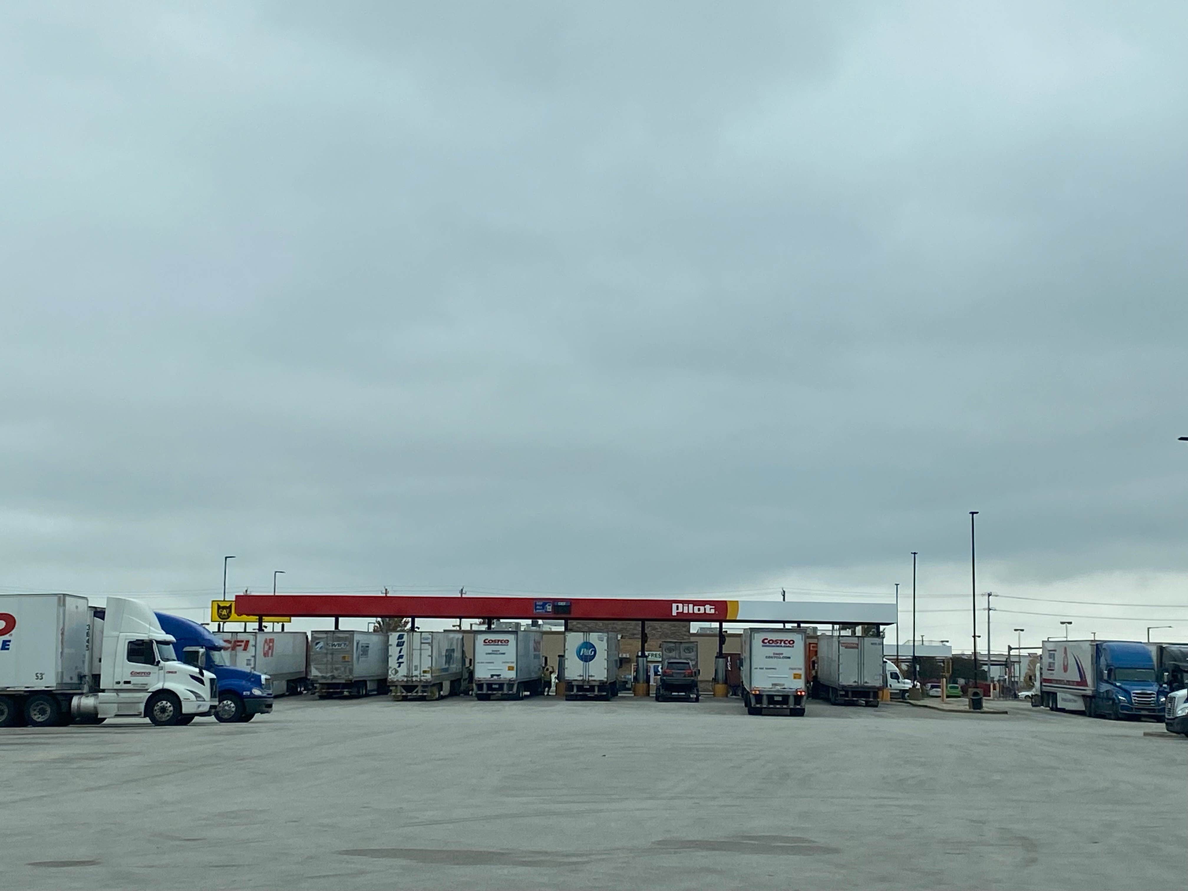 Pilot Travel Center — Morris