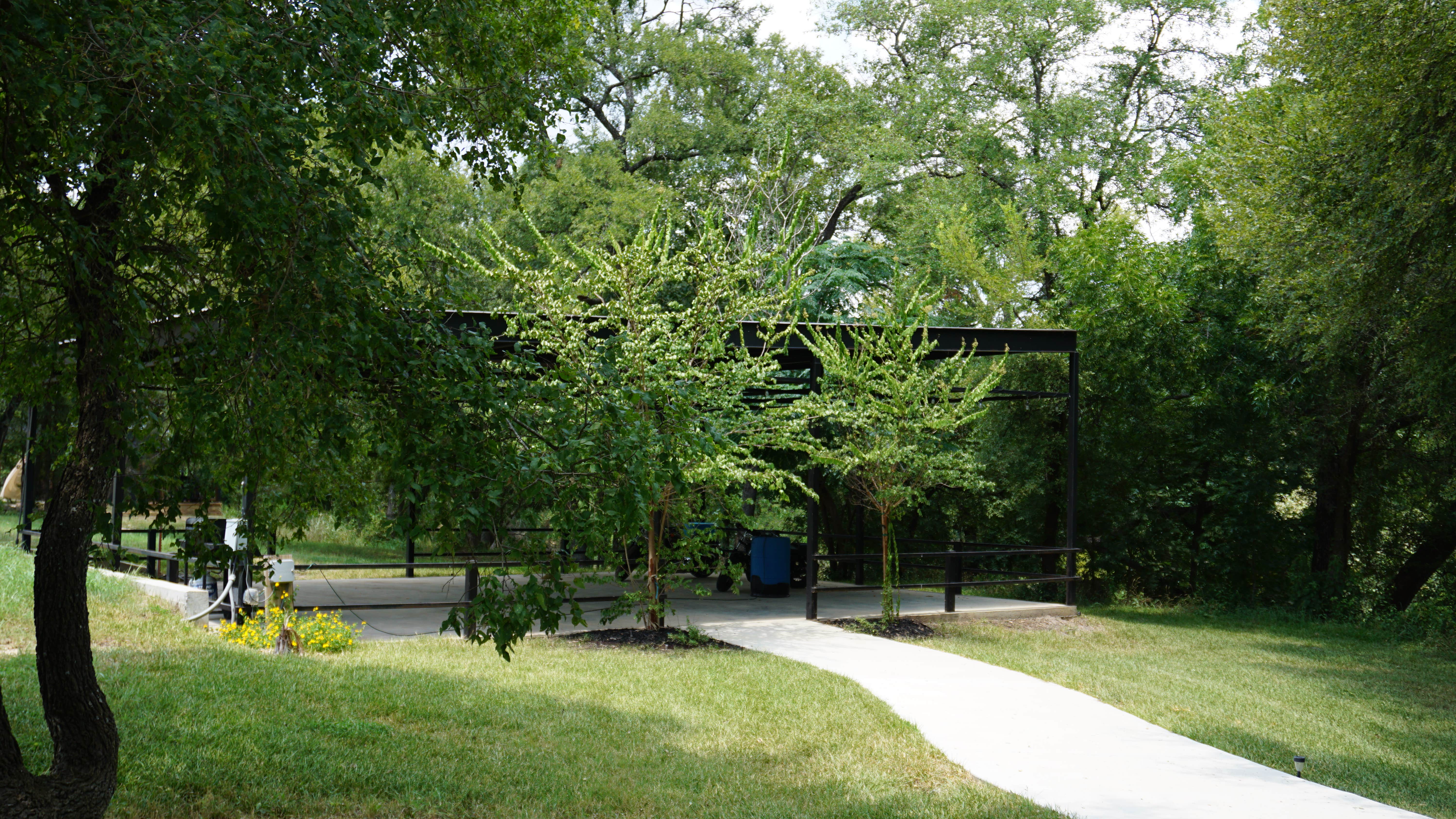 Camping near Bent Tree RV Ranch: Creekside Coach Park, Lampasas, Texas