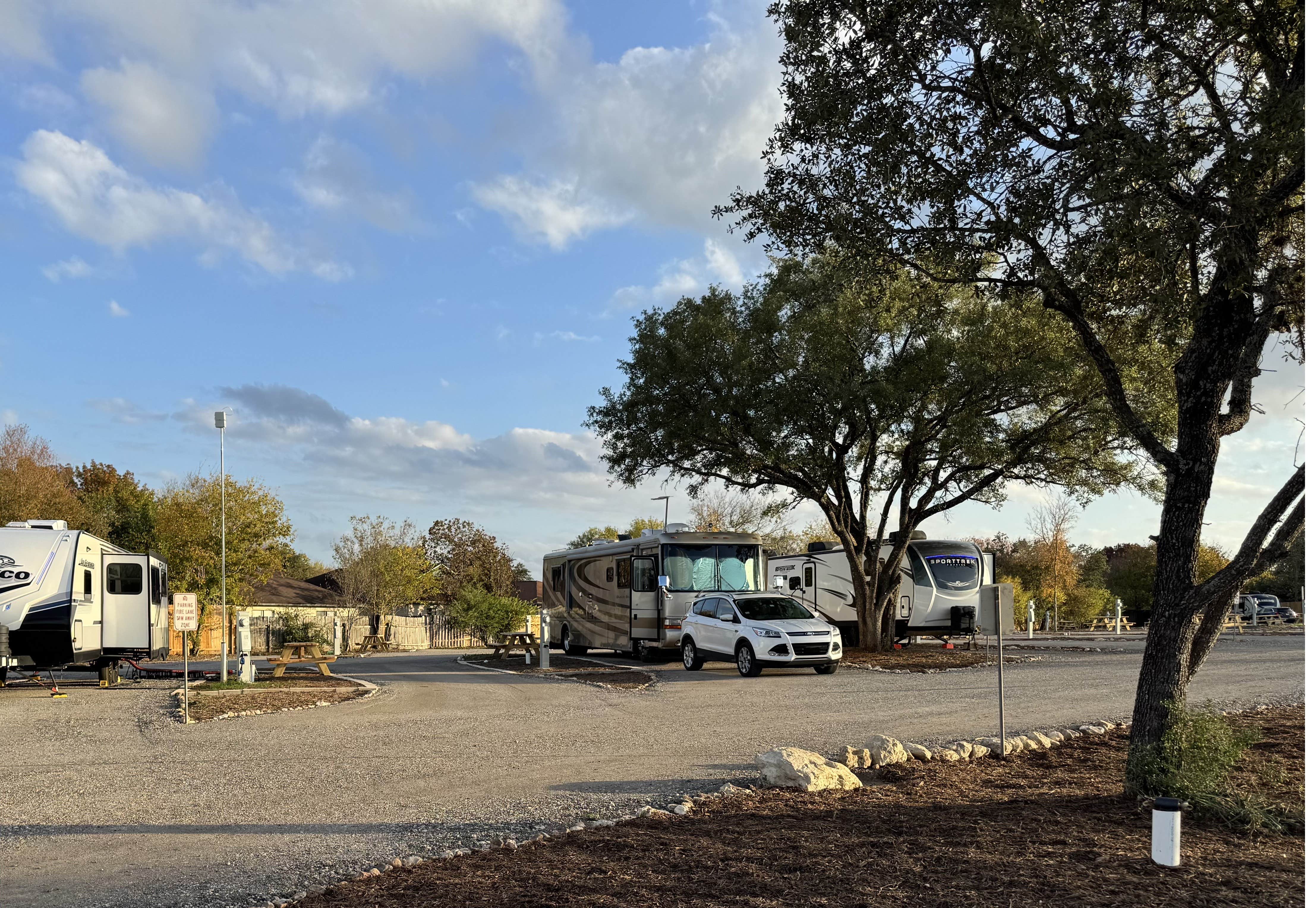Camping near Castroville Regional Park: Dominion Oaks RV Park, Von Ormy, Texas