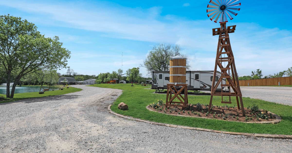The Farmstead RV Park | Farmersville, Texas