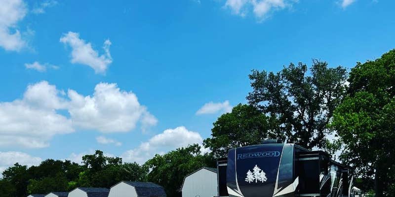 Camper submitted image from Juniper Ridge RV Village