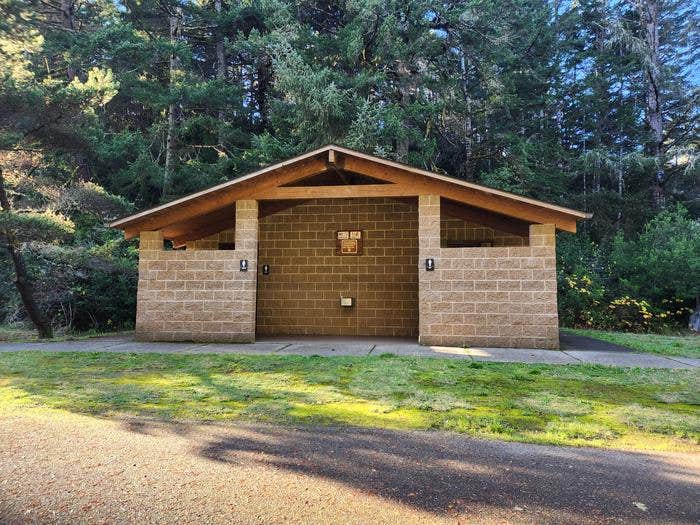 Camper submitted image from Siuslaw National Forest Carter Lake Campground - 1