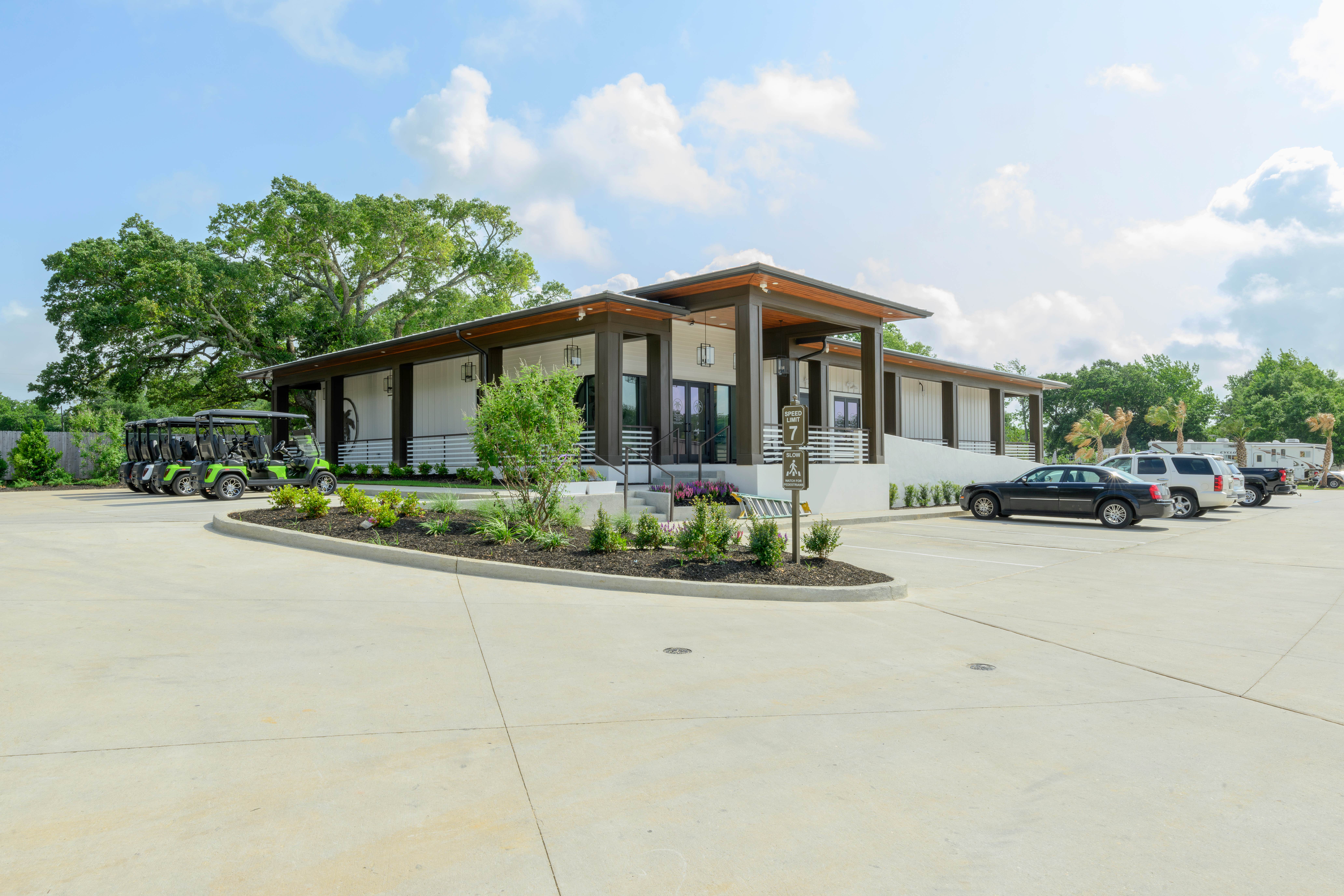 Camping near Oaklawn RV Park: Gulfport Luxury RV Resort, Gulfport, Mississippi