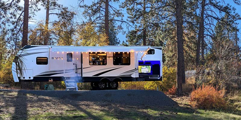 Camper submitted image from Off 90 Wifi Camp Spokane