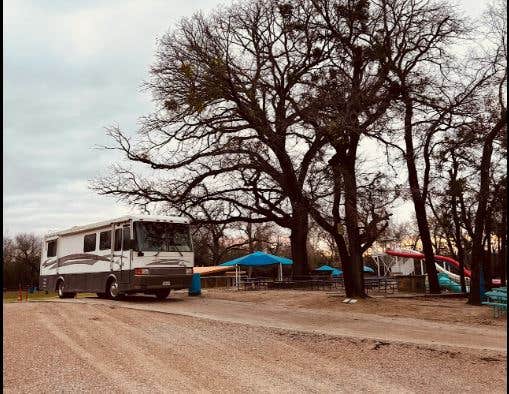 Sherwood  A.'s photo of rv camping at Burgers Lake near Aledo, TX