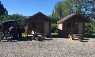 Camping near Singletree: Torrey Trading Post Cabins, Torrey, Utah