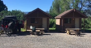 Torrey Trading Post Cabins