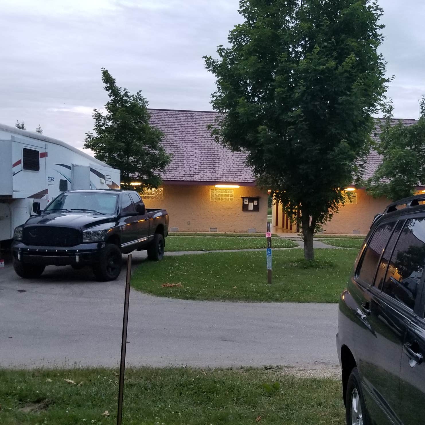 William G. Lunney Lake Farm Campground (Dane County Park) Camping The