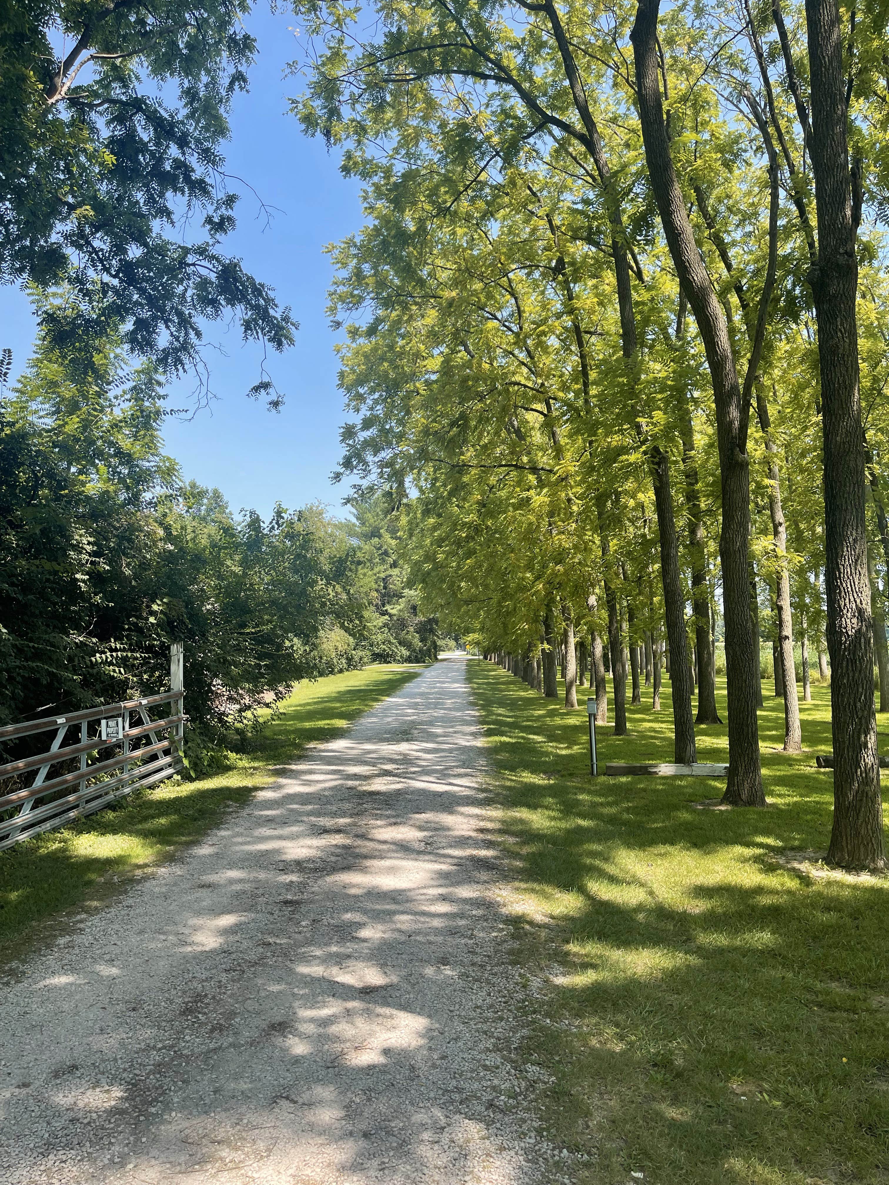 Camping near Ross Camp: Walnut Ridge RV Resort, Yeoman, Indiana