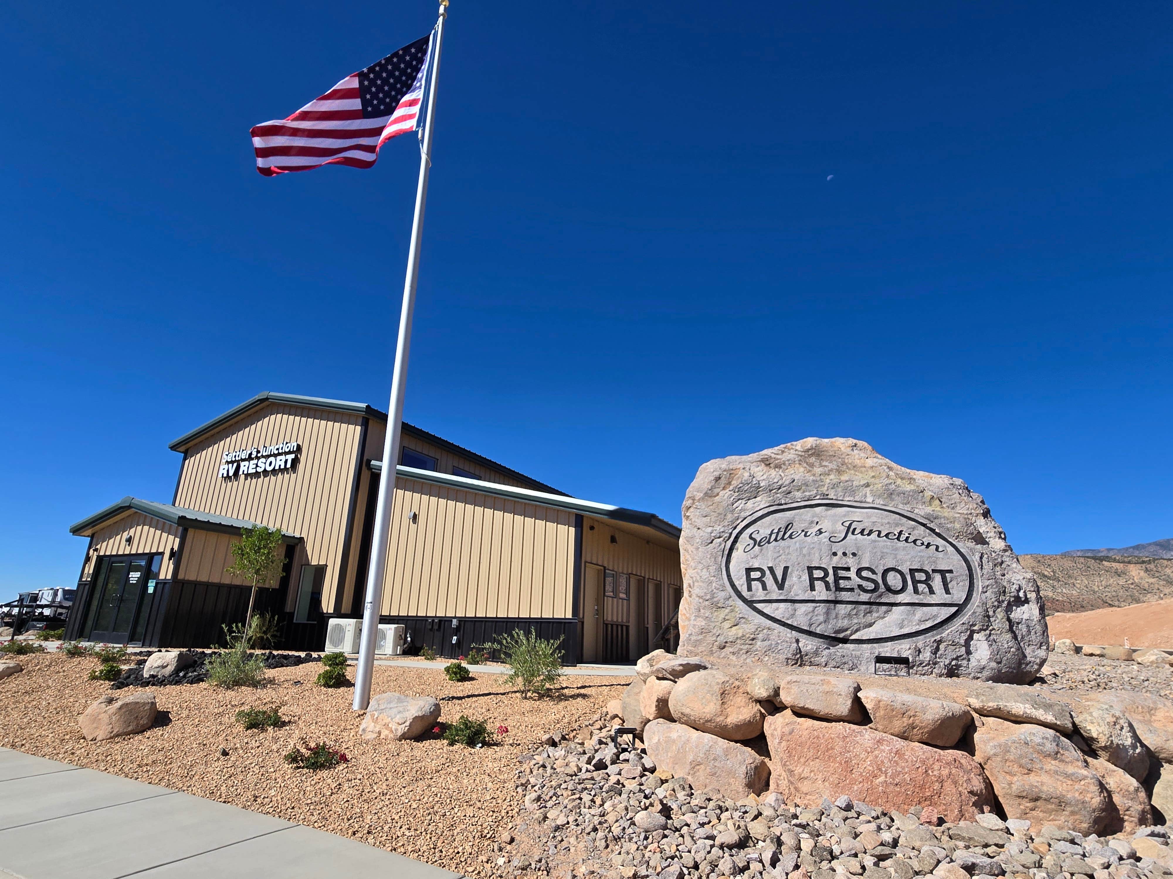 Camping near Toquerville Falls Primitive: Settler&#x27;s Junction RV Resort, Toquerville, Utah