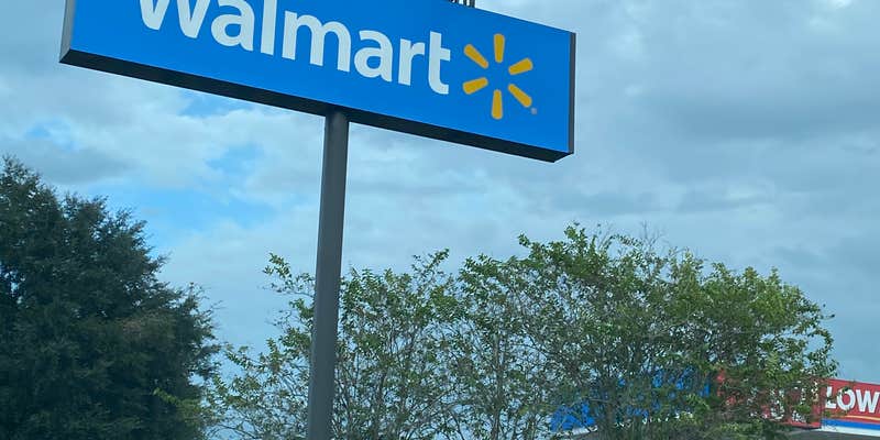 Camper submitted image from Walmart — Bushnell Supercenter