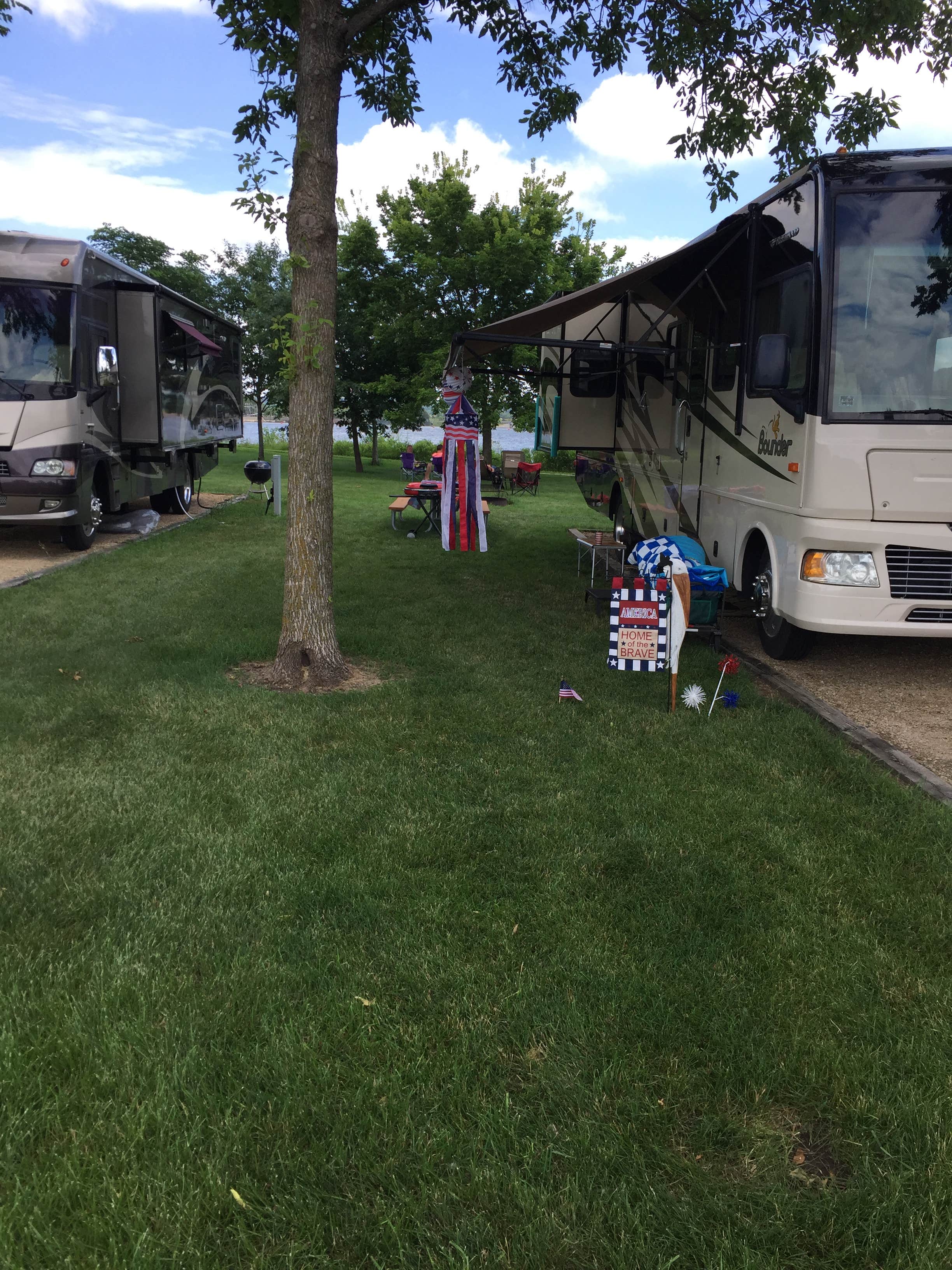 Lisa D.'s photo of rv camping at Lake Byllesby Regional Park near Bayport, MN
