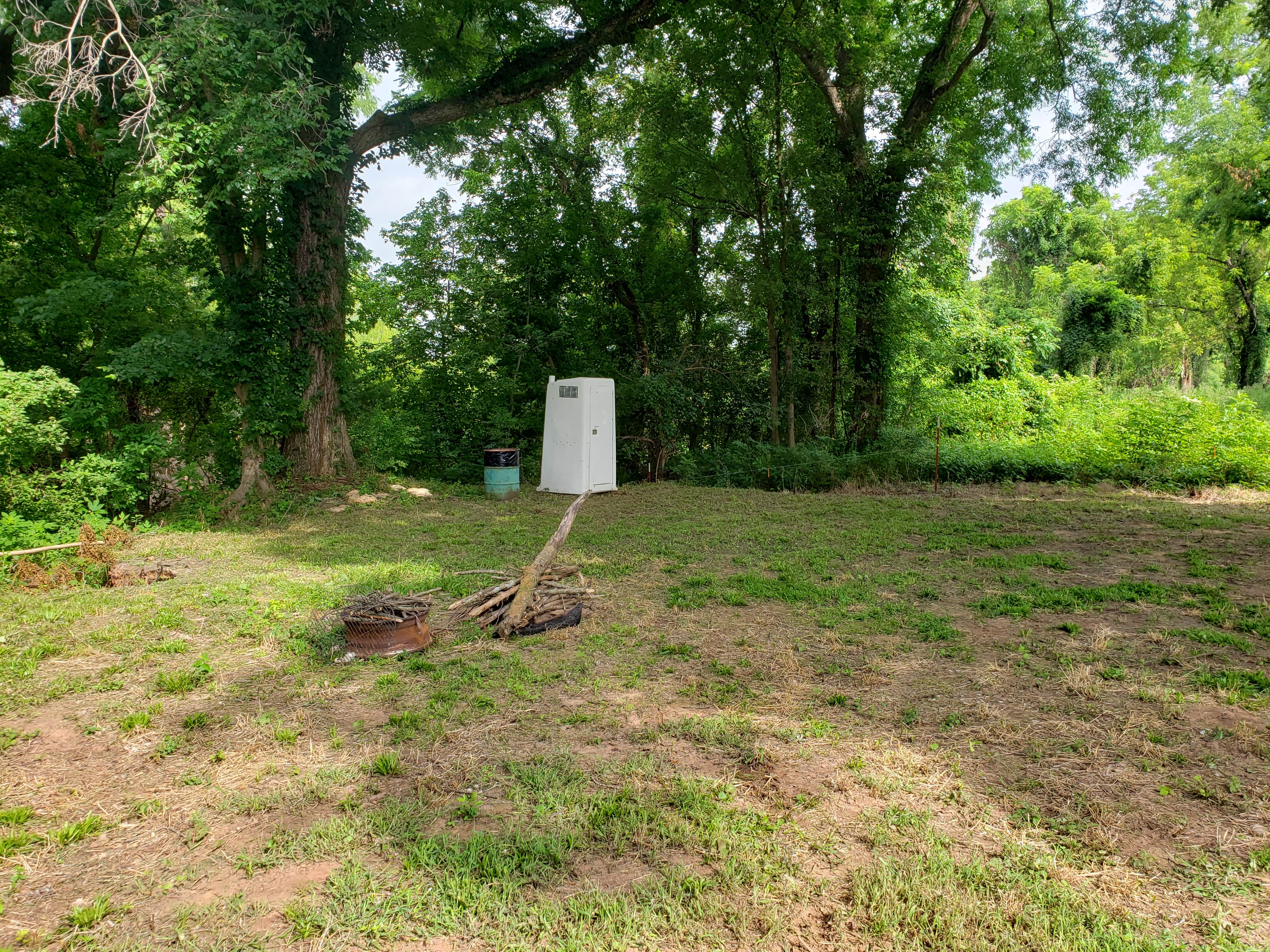 Red River Sandbox Camping: Dancing Deer Meadow - CLOSED