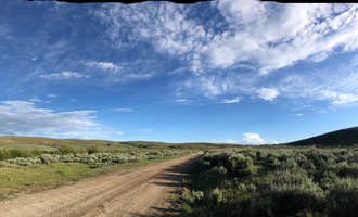 Camping near Daniel Junction: Upper Green River Access, Cora, Wyoming