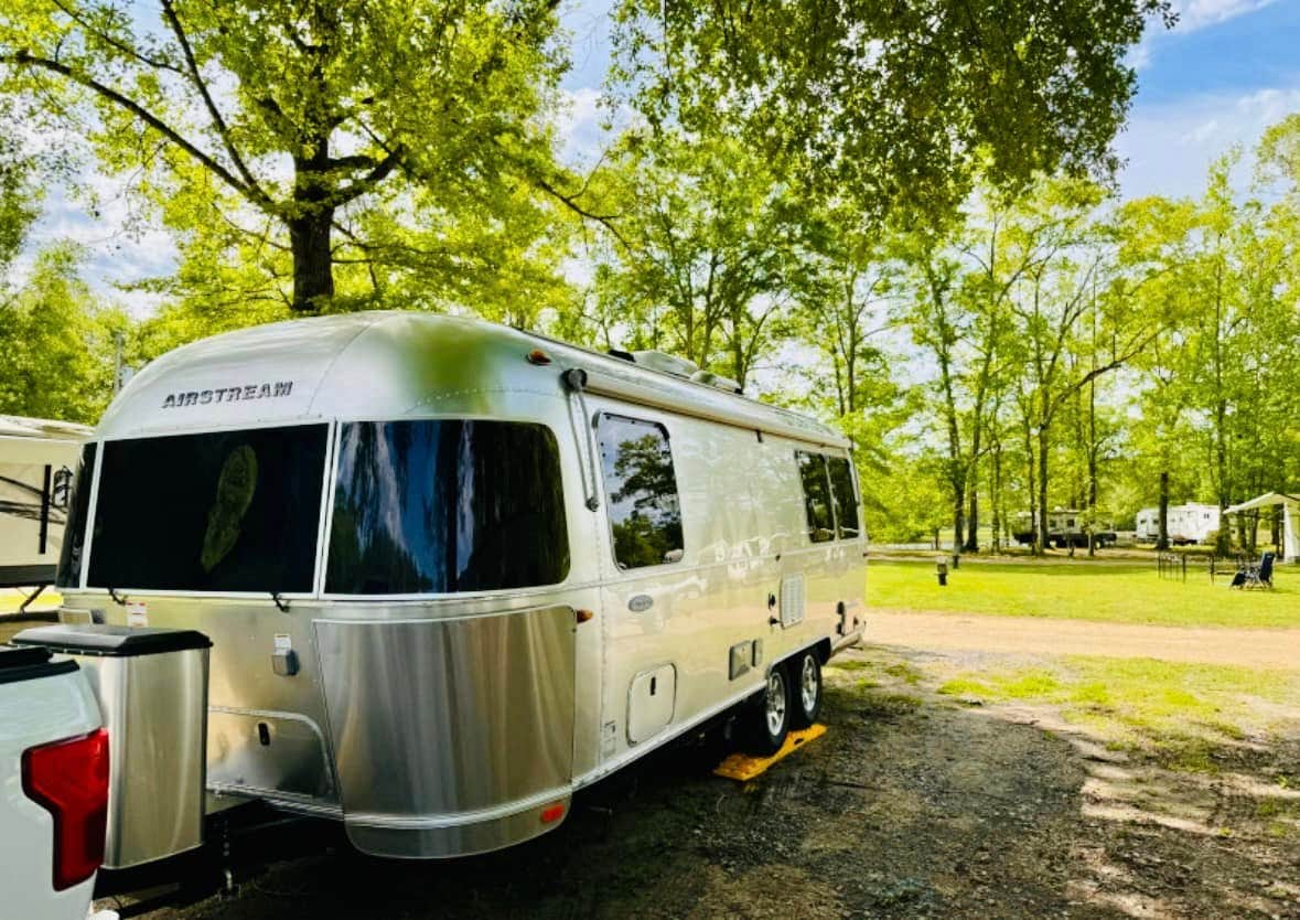 Camping near Ameristar RV Resort Park: Askew's Landing RV Campground, Raymond, Mississippi