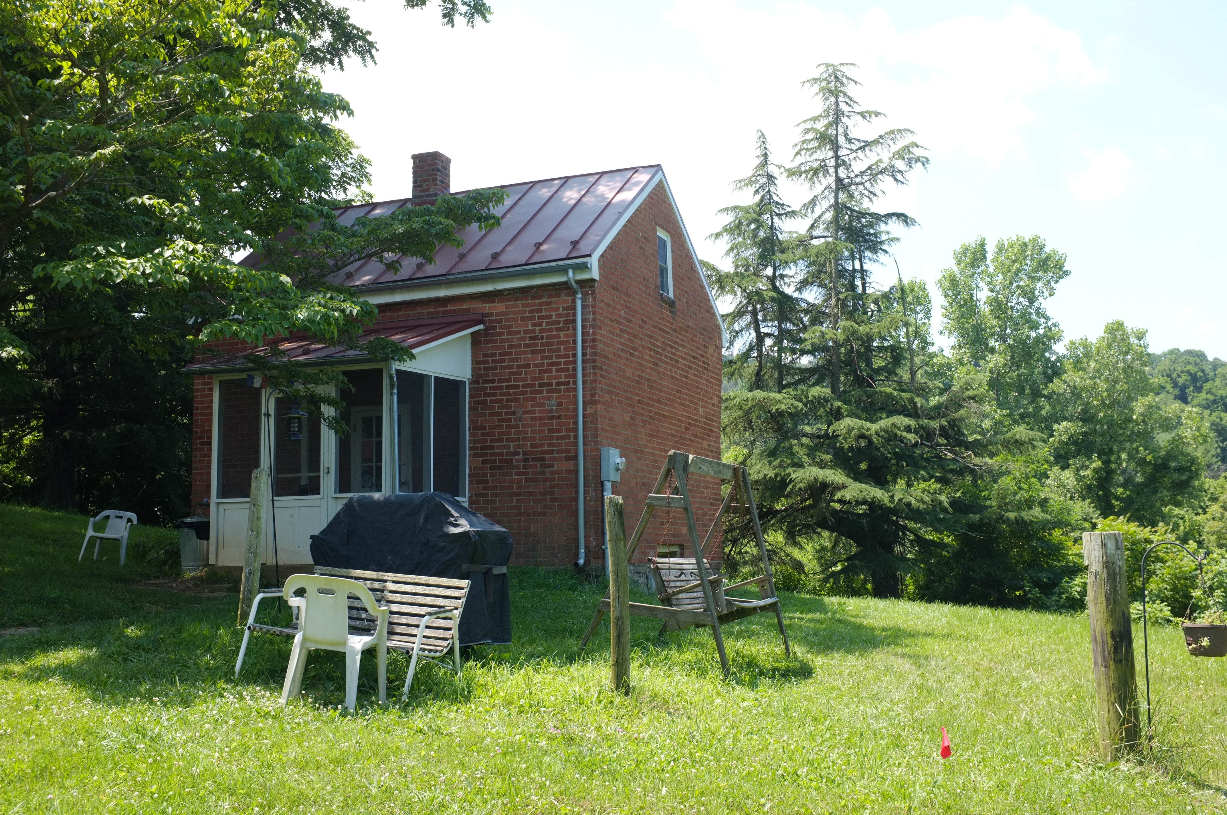 Camper-submitted photo at "Cabbin" near Flint Hill, VA