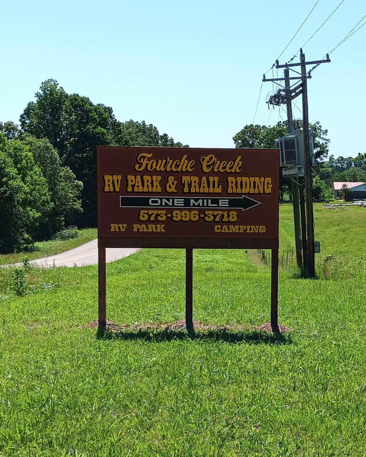 Camping near Crowley's Ridge State Park Campground: Fourche Creek Rv Park and Riding Trails, Doniphan, Missouri
