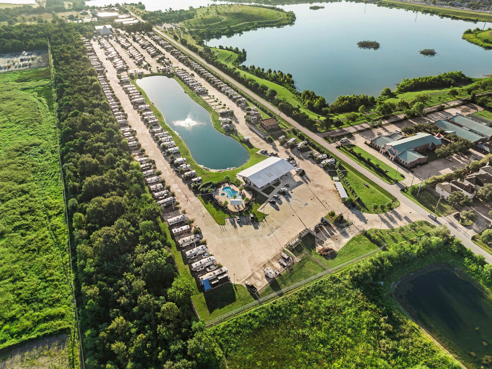 Camping near Stephen F. Austin State Park Campground: Highway 6 RV Resort, Stafford, Texas