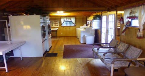 Lone Star Lakes RV Park