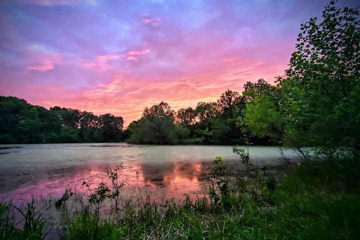 Camping near Crow's Creek Campground: Perdue Homestead Farm, Smithville, Missouri