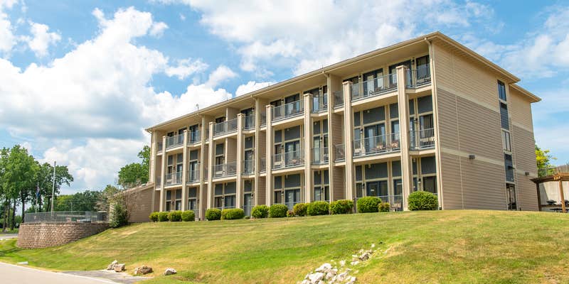 Camper submitted image from Port Of Kimberling Resort & Campground