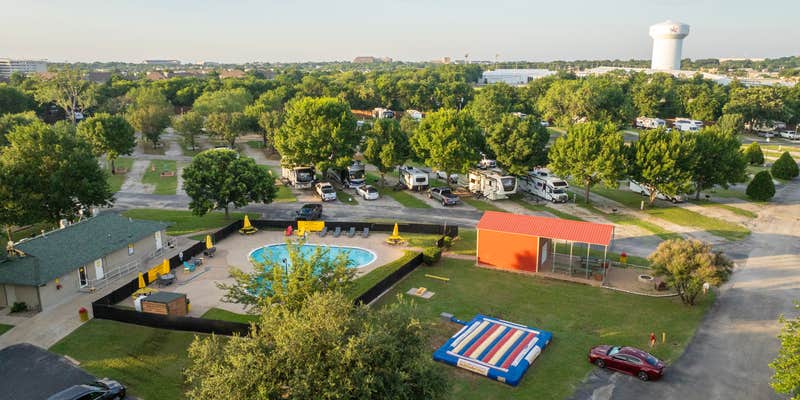 Camper submitted image from Dallas/Arlington KOA Holiday