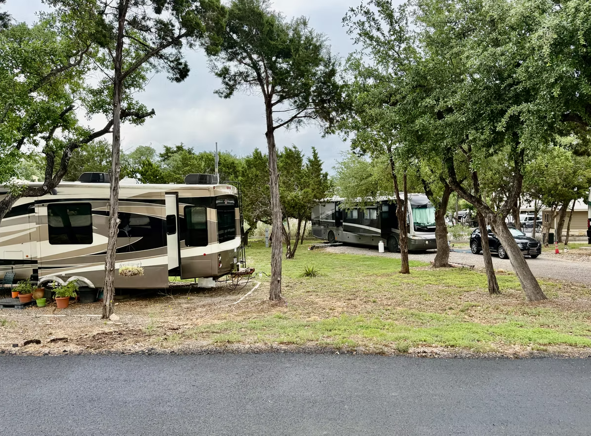Camping near Lake Pointe Resort: Sienna Ridge RV Park, Canyon Lake, Texas