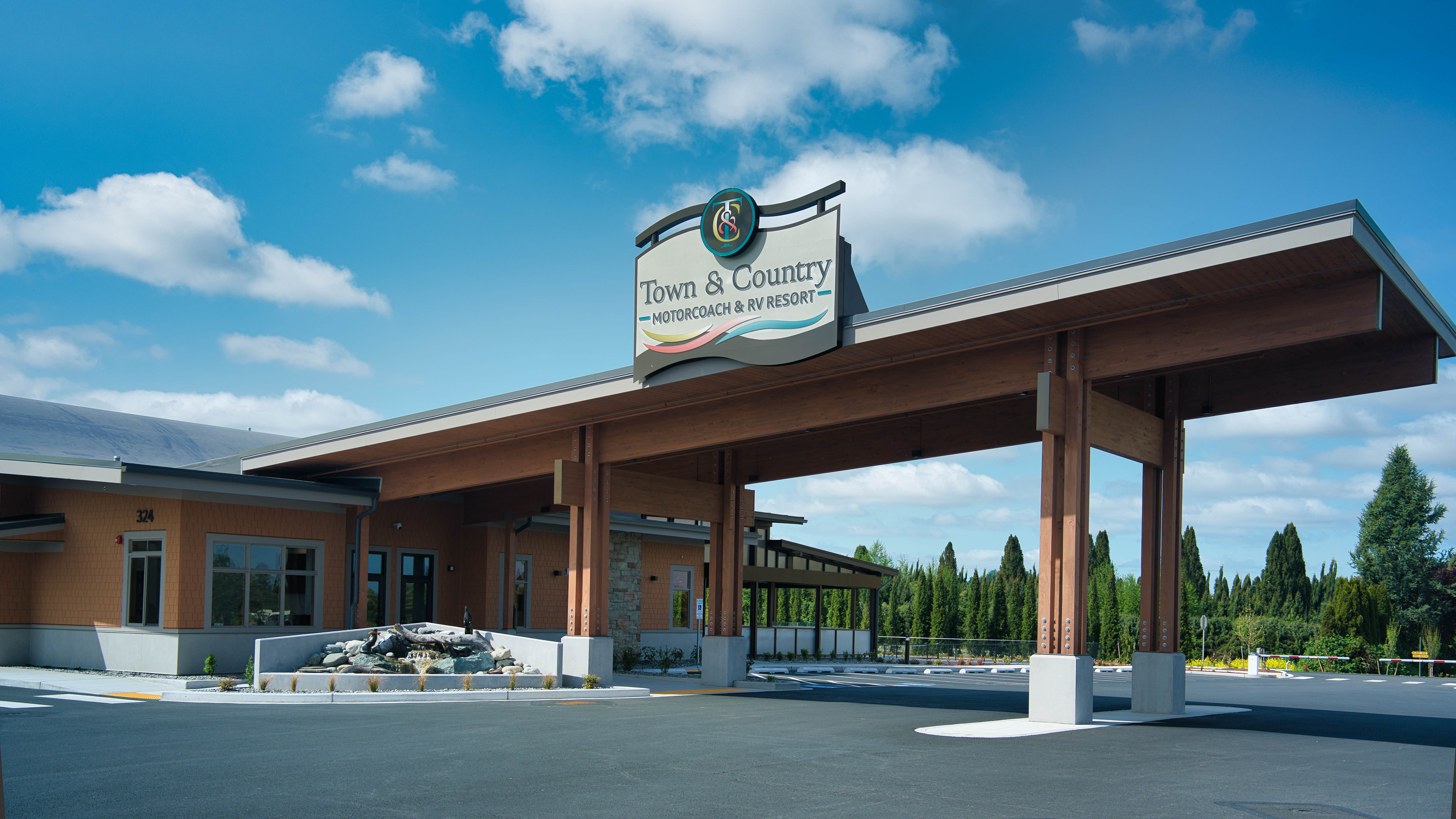 Camper submitted image from Town and Country Motorcoach and RV Resort - 1