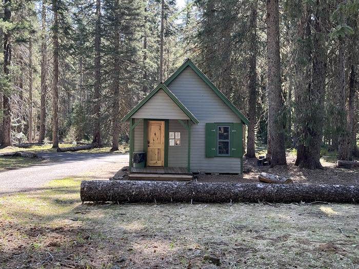 Camper submitted image from Box Canyon Guard Station Cabin - 1