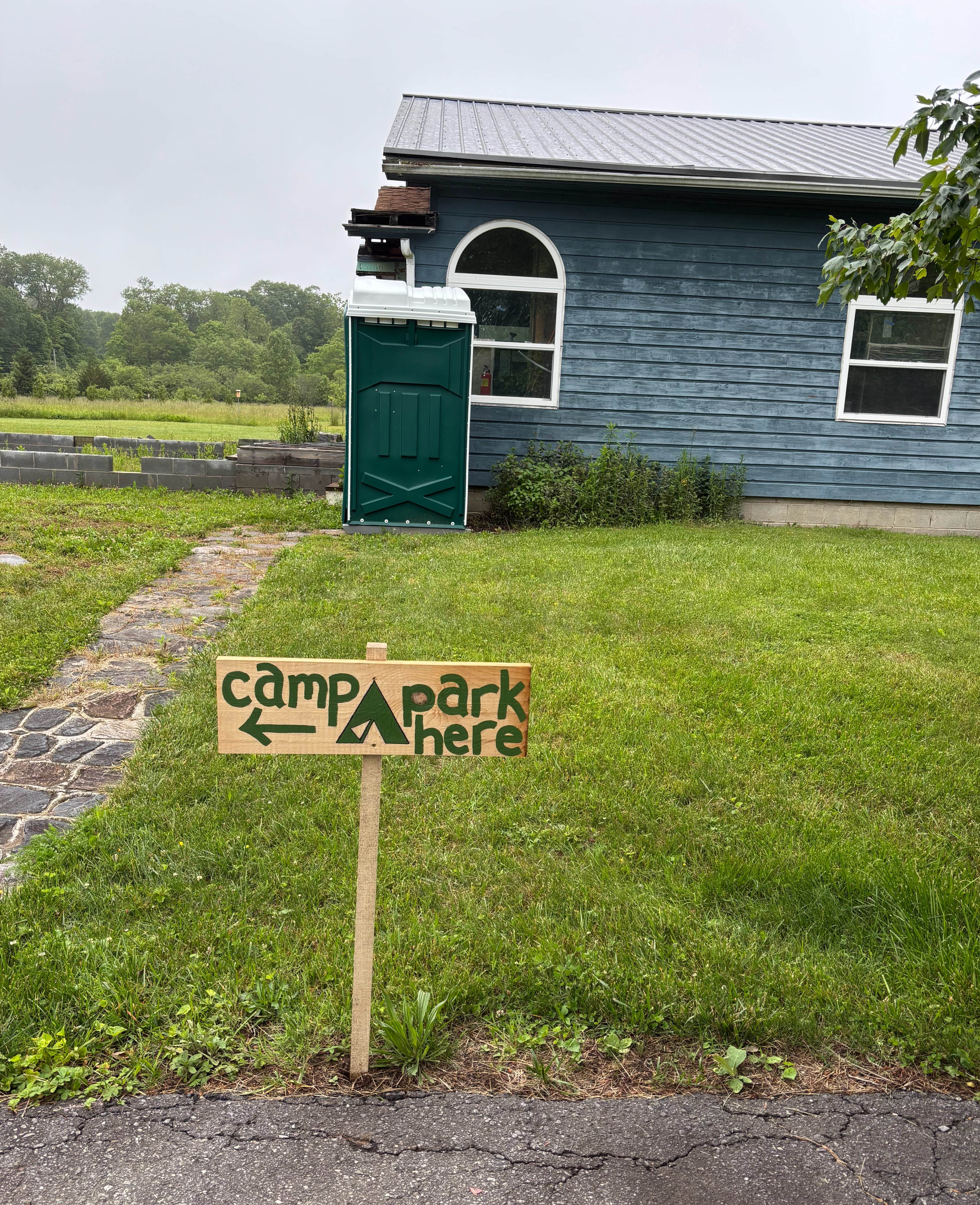 Camper submitted image from Black Mountains and White Oaks - 2