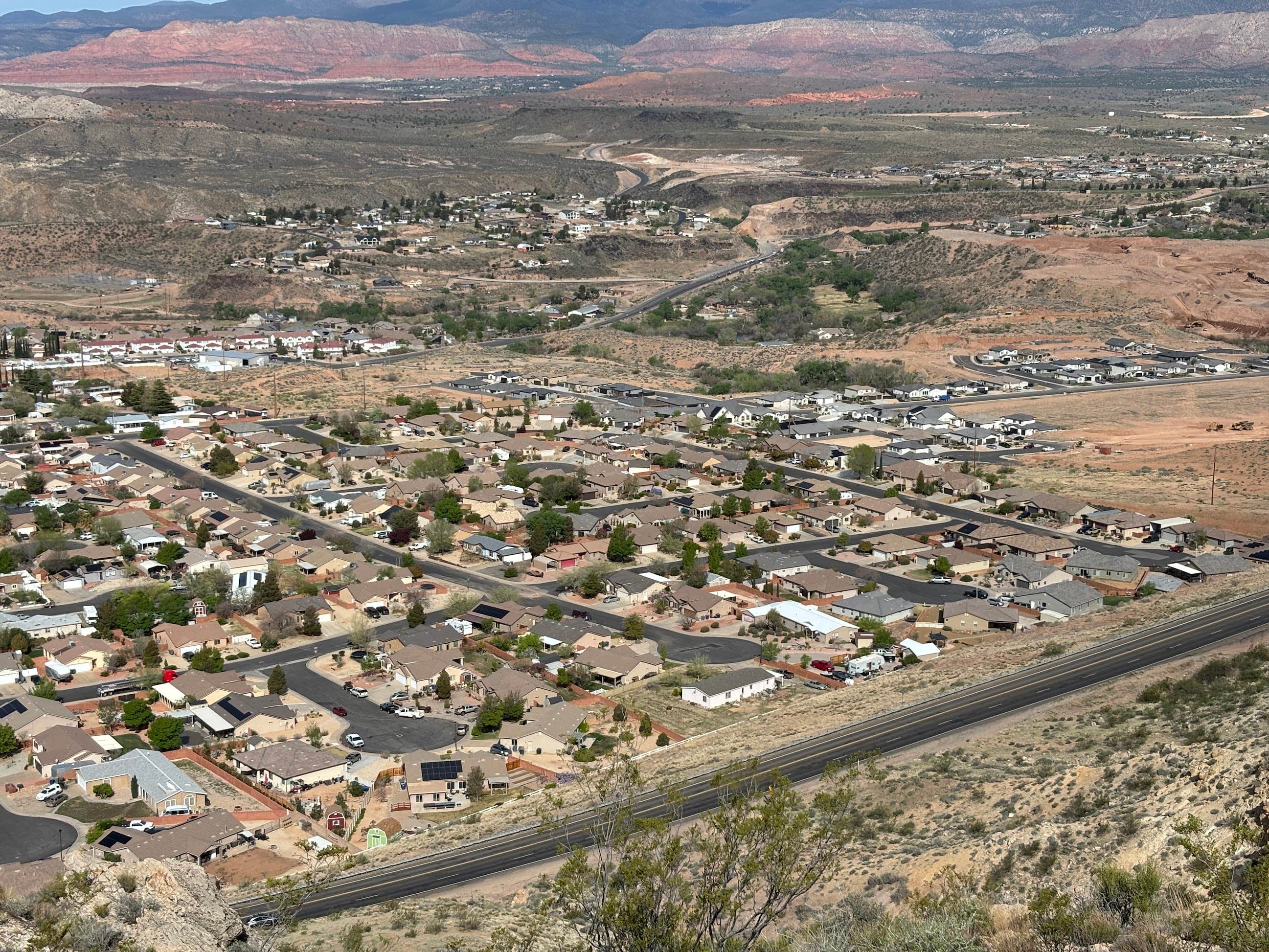 Camper submitted image from LaVerkin Overlook Road Dispersed - 5