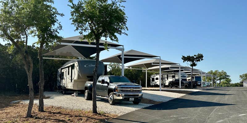 Camper submitted image from Pierced Oak RV Park