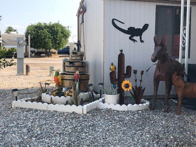 Camper submitted image from Sun Country RV Park - 4