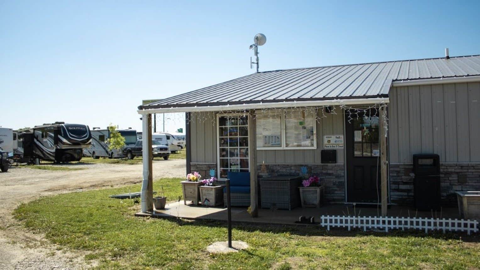 Camping near Peculiar Park Place: i49 Rv Park - Missouri, Garden City, Missouri