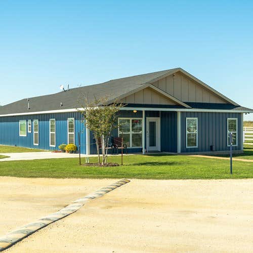 Camper submitted image from Stephenville / Dublin KOA Journey - 2