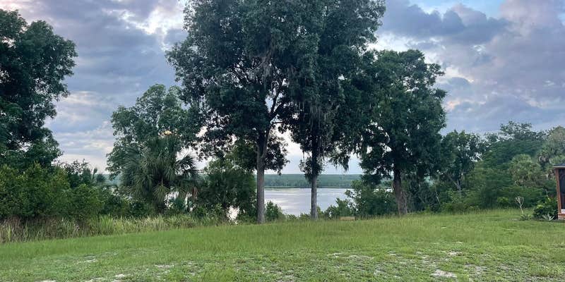 Camper submitted image from GranD Bluff View at Lake Oklawaha Resort