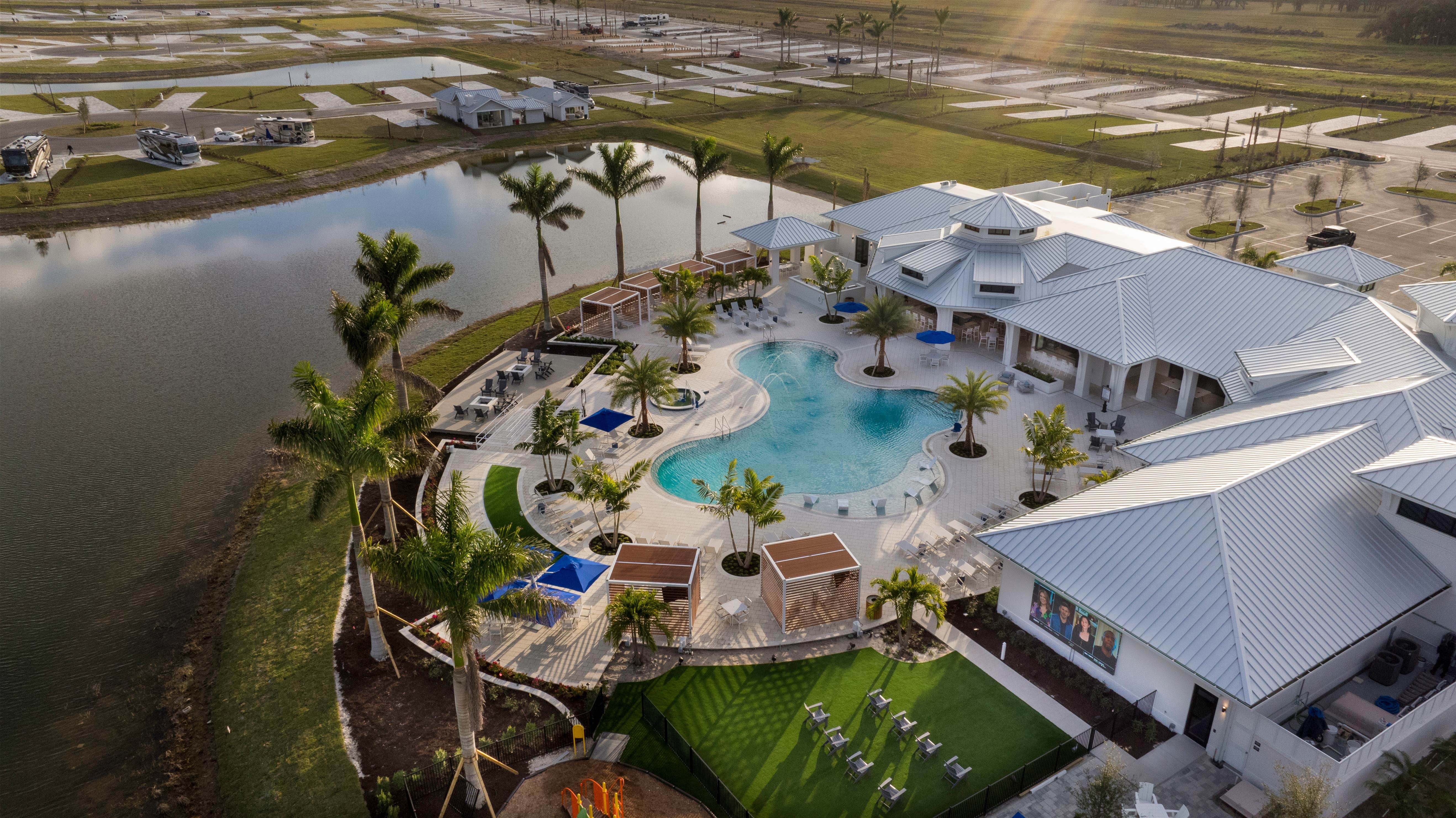 Camper submitted image from Olde Florida Motorcoach & RV Resort - 1