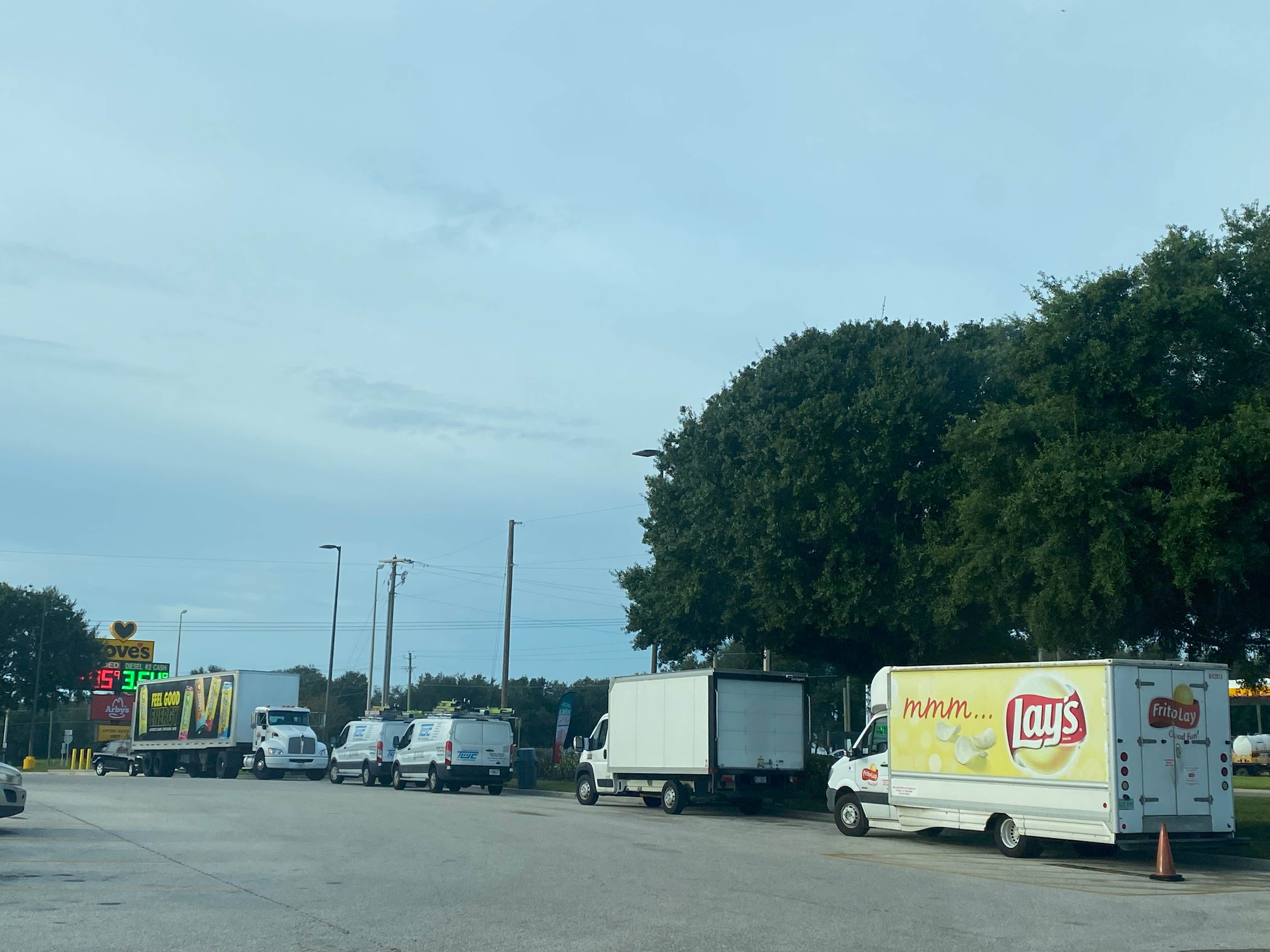 Camper submitted image from Love's RV Hookup-Auburndale FL 228 - 5