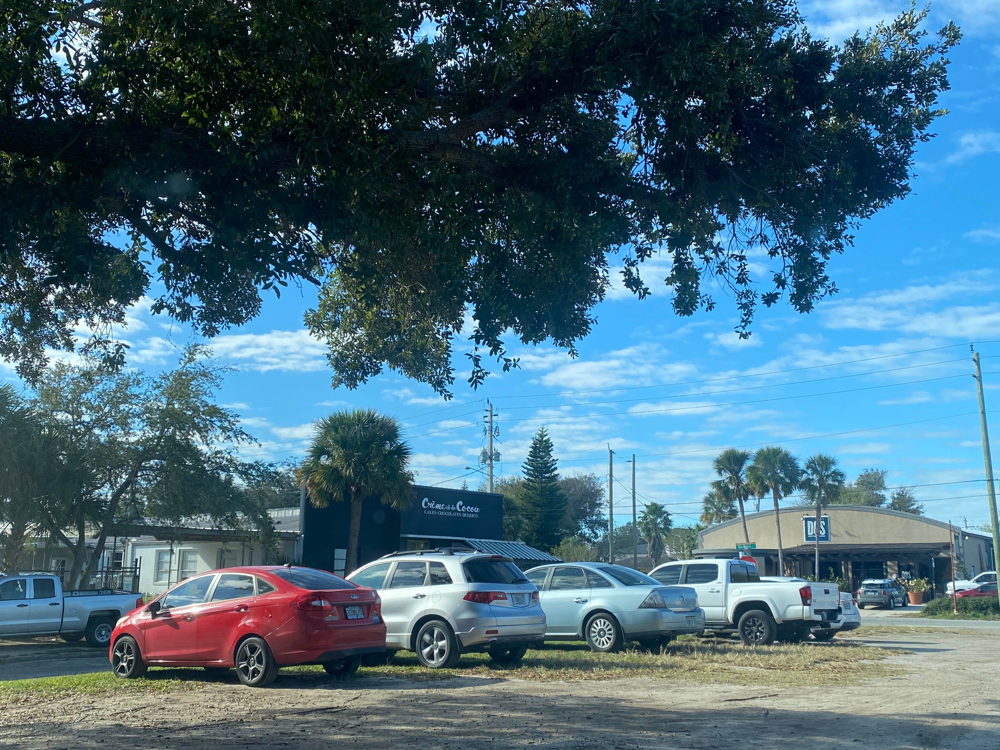 Grassy Parking Near Dos Coffee