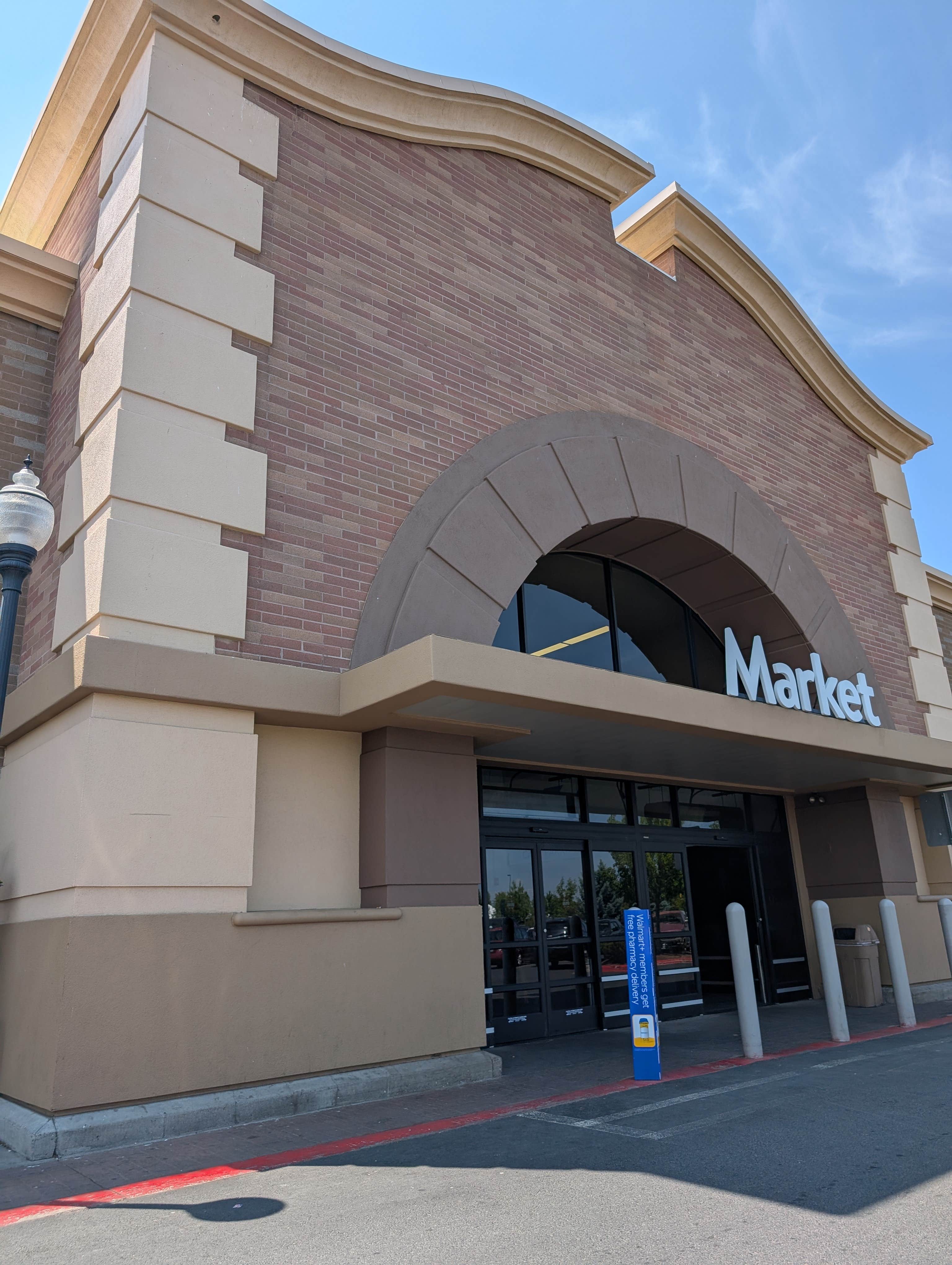 Walmart — Redmond Supercenter | Redmond, Oregon
