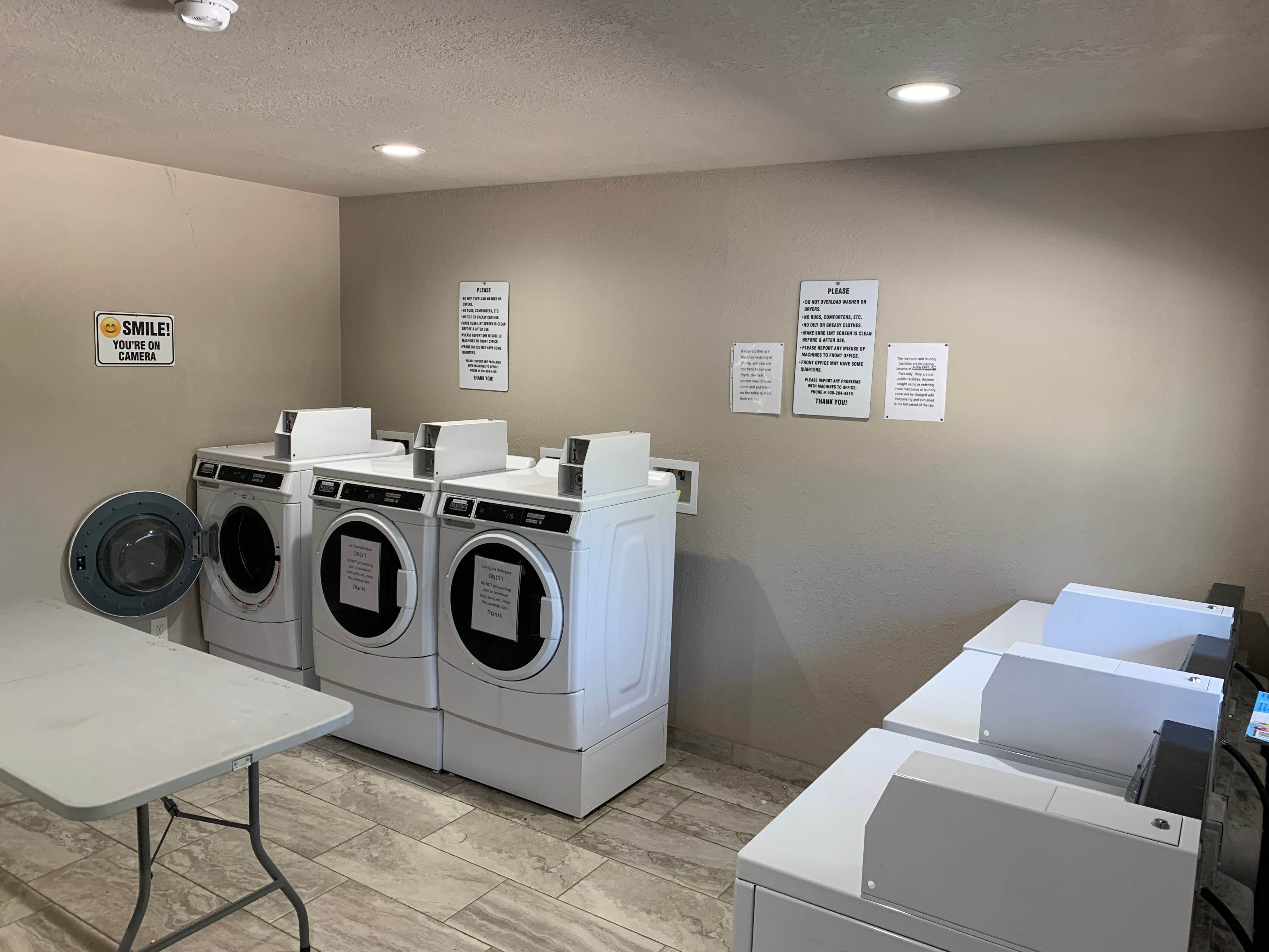 Camping near Big City Little Farm: Hidden Oaks RV Park, Willis, Texas