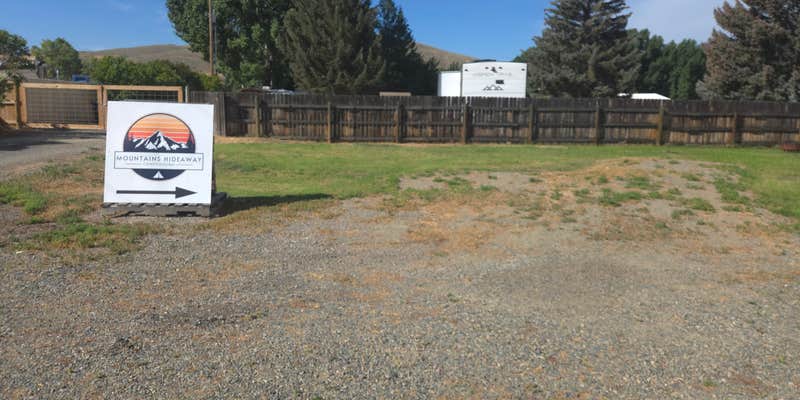 Camper submitted image from Mountains Hideaway Campground