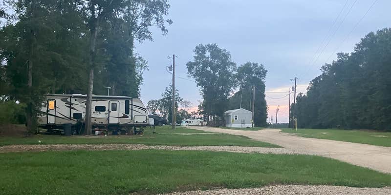 Camper submitted image from Oak Ridge RV Park