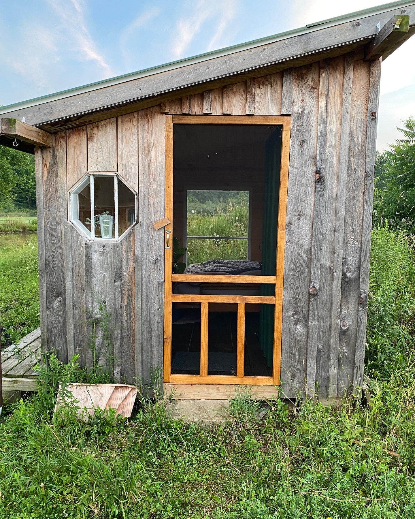 Camping near Deer's Leap Winery: Flannel Dog Farm, Geneva-on-the-Lake, Ohio