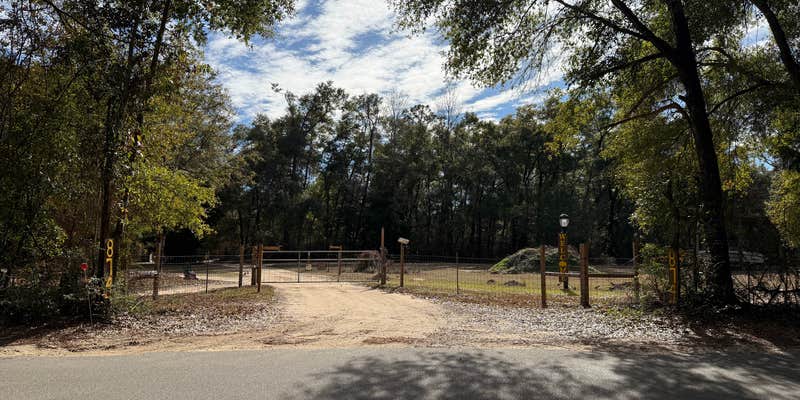 Camper submitted image from Gateway Trails