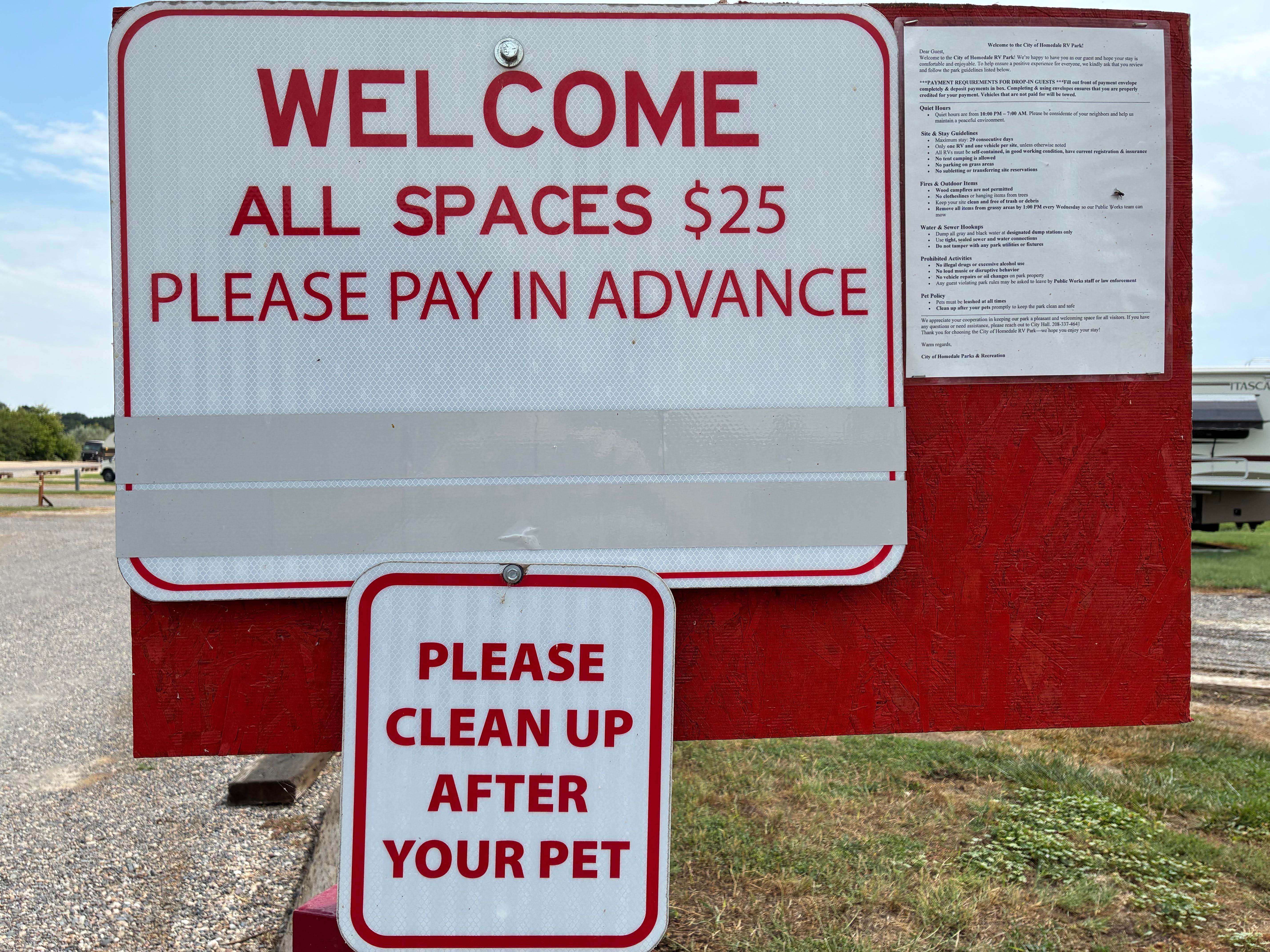 Camping near Snake River RV Resort, LLC: Riverside RV Park, Homedale, Idaho