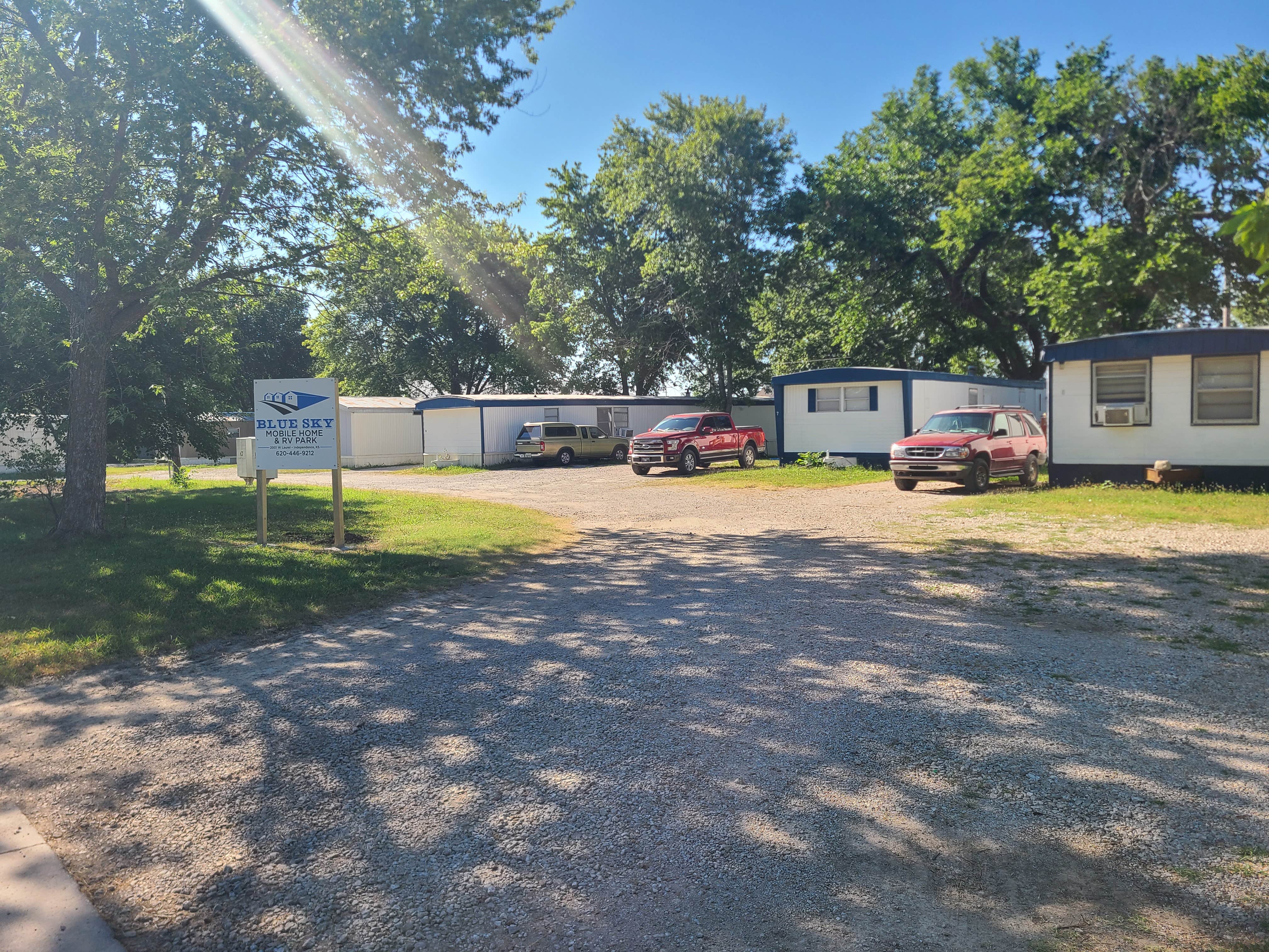 Camping near Big Hill Lake Mound Valley Recreation Area: Blue Sky RV Park, Independence, Kansas
