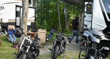 Bentley’s saloon and campground 
